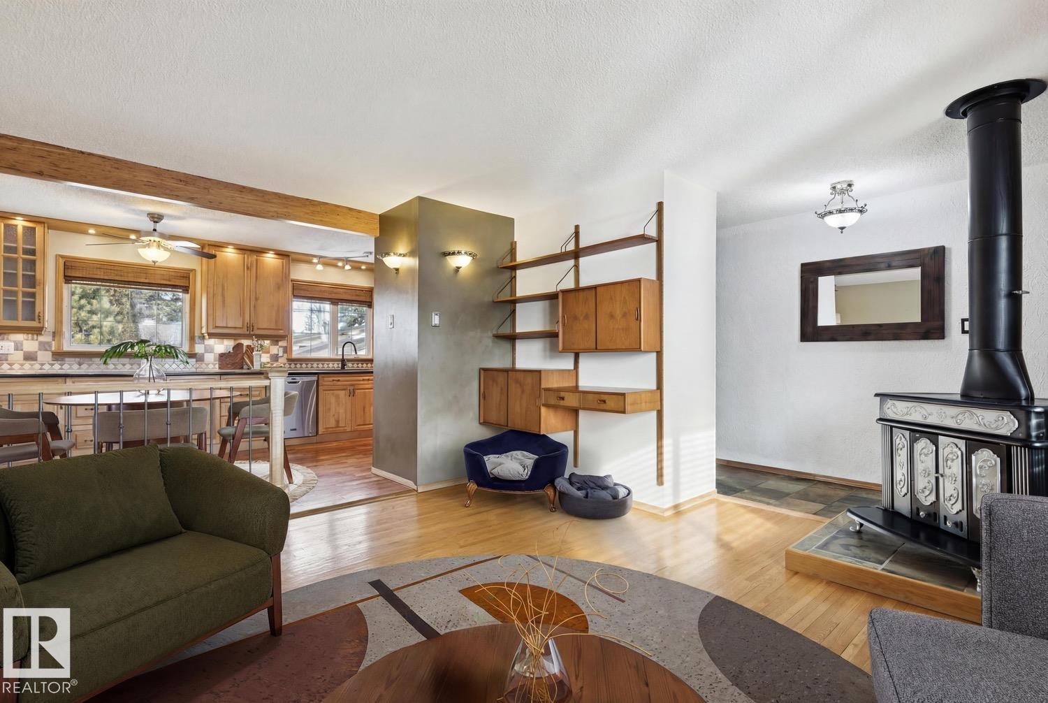 9124 167 St Nw, Edmonton, Alberta  T5R 2T9 - Photo 7 - E4484415