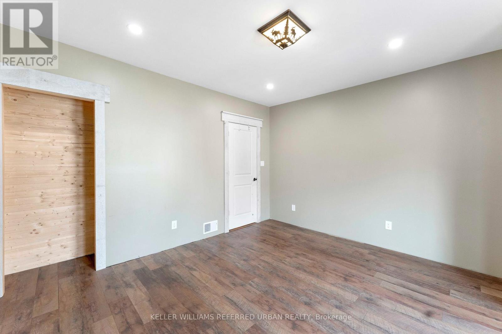 8 Woodlee Road, Toronto, Ontario  M4E 2R1 - Photo 14 - E13050642