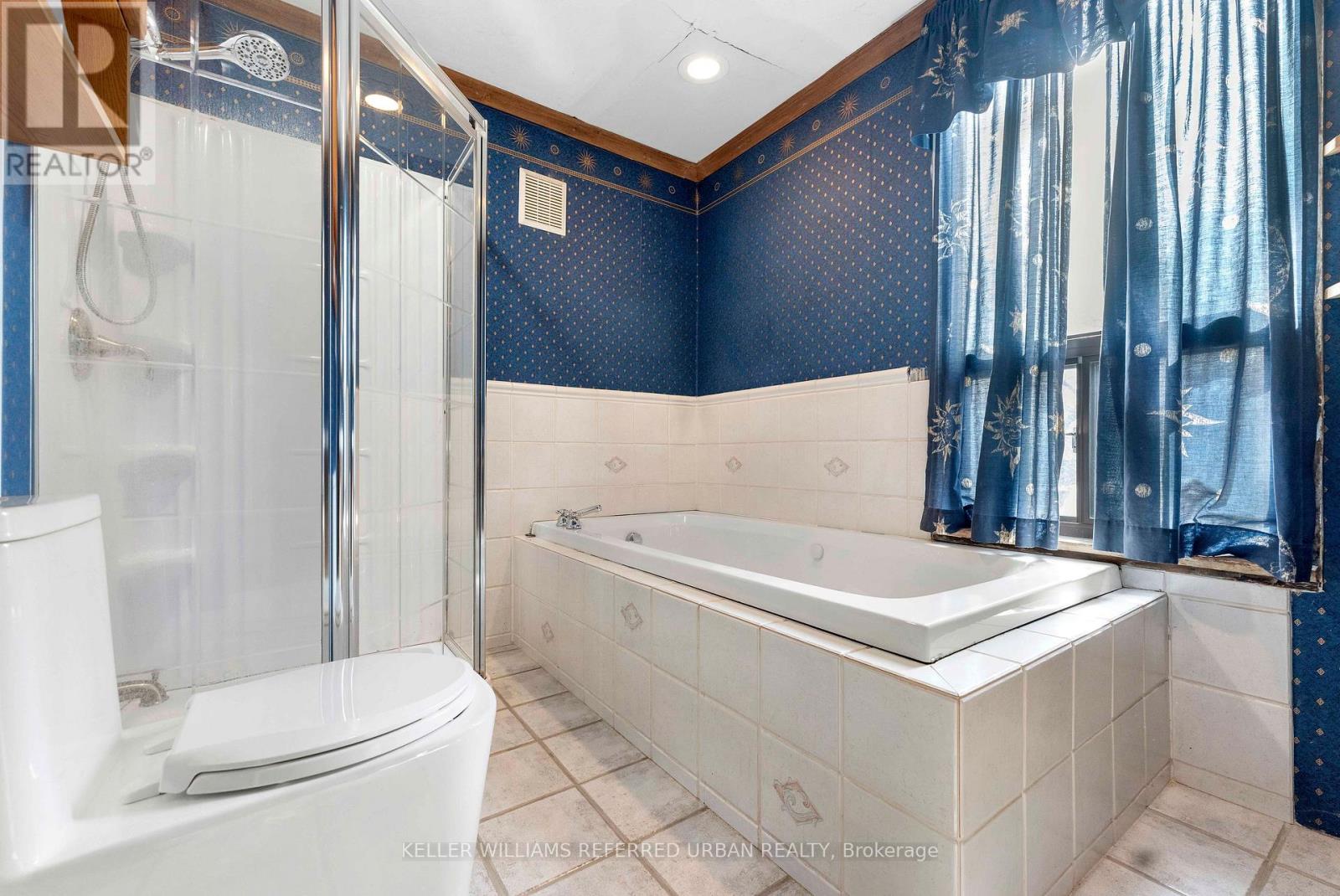 8 Woodlee Road, Toronto, Ontario  M4E 2R1 - Photo 21 - E13050642