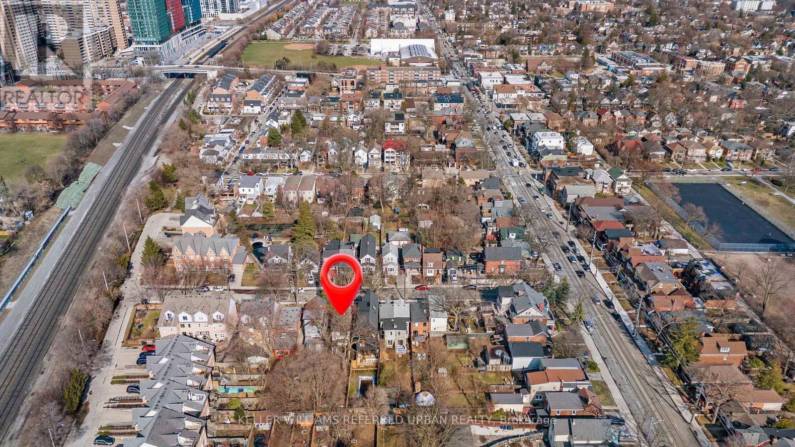 8 Woodlee Road, Toronto, Ontario  M4E 2R1 - Photo 36 - E13050642