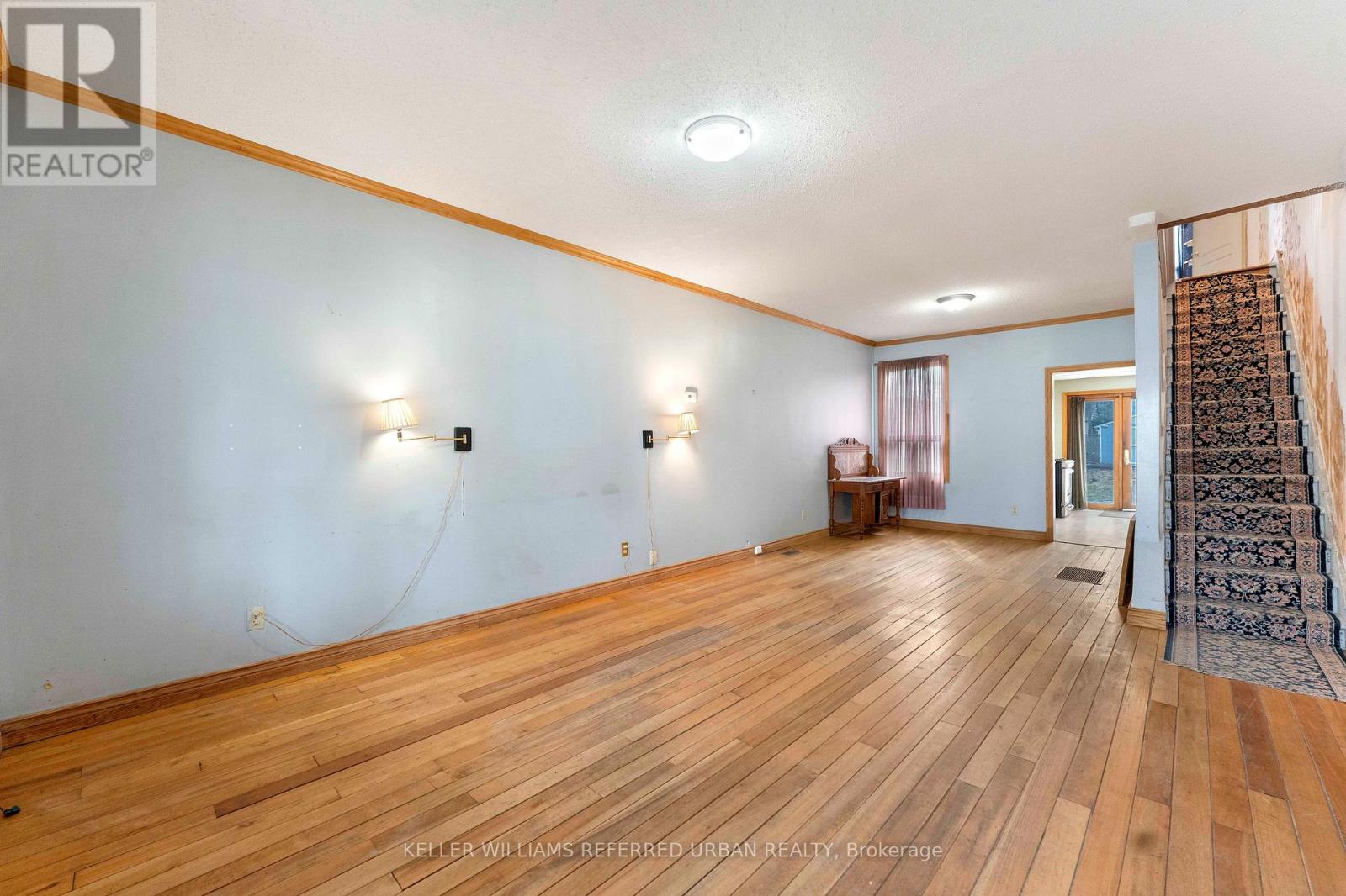 8 Woodlee Road, Toronto, Ontario  M4E 2R1 - Photo 5 - E13050642