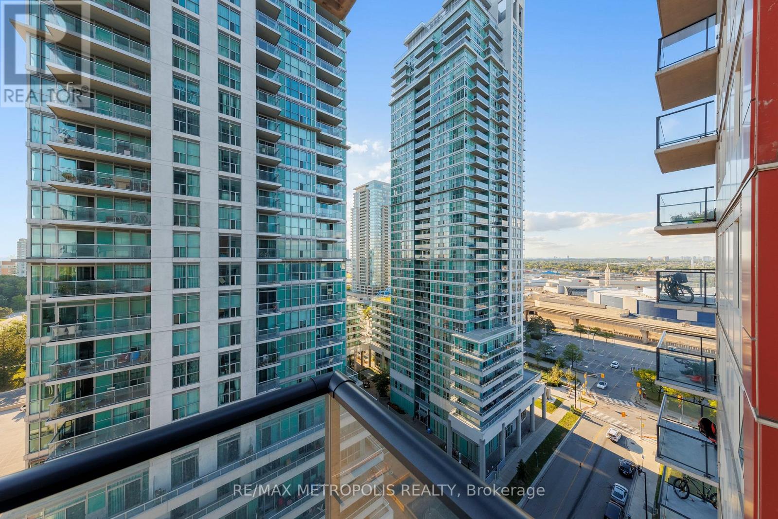 1909 - 25 Town Centre Court, Toronto, Ontario  M1P 0B4 - Photo 14 - E13050654