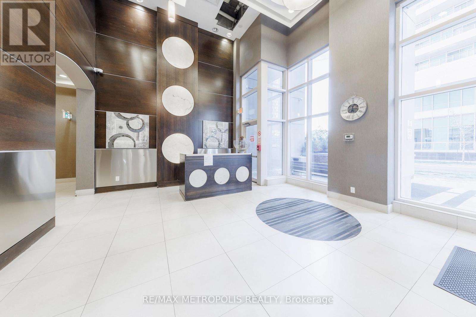 1909 - 25 Town Centre Court, Toronto, Ontario  M1P 0B4 - Photo 2 - E13050654