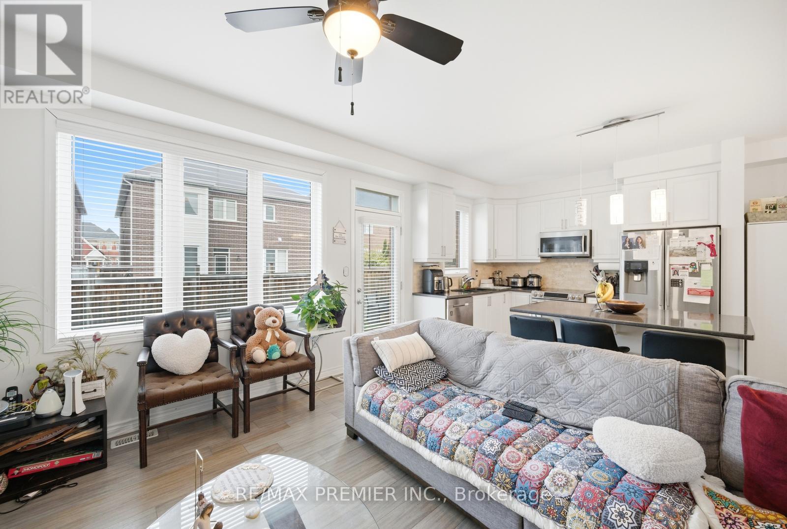 931 Penson Crescent, Milton, Ontario  L9T 8Z7 - Photo 12 - W13050620