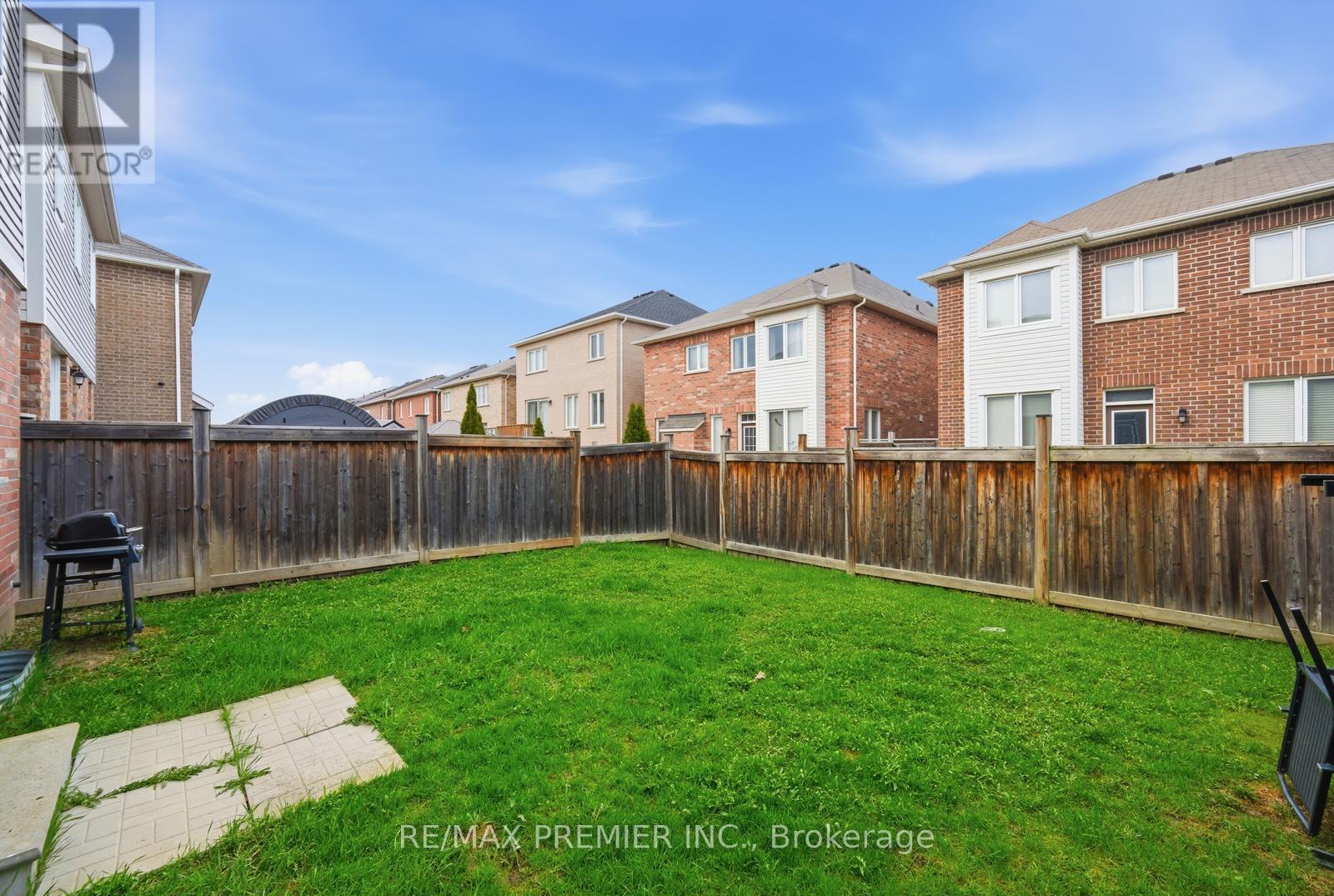 931 Penson Crescent, Milton, Ontario  L9T 8Z7 - Photo 28 - W13050620