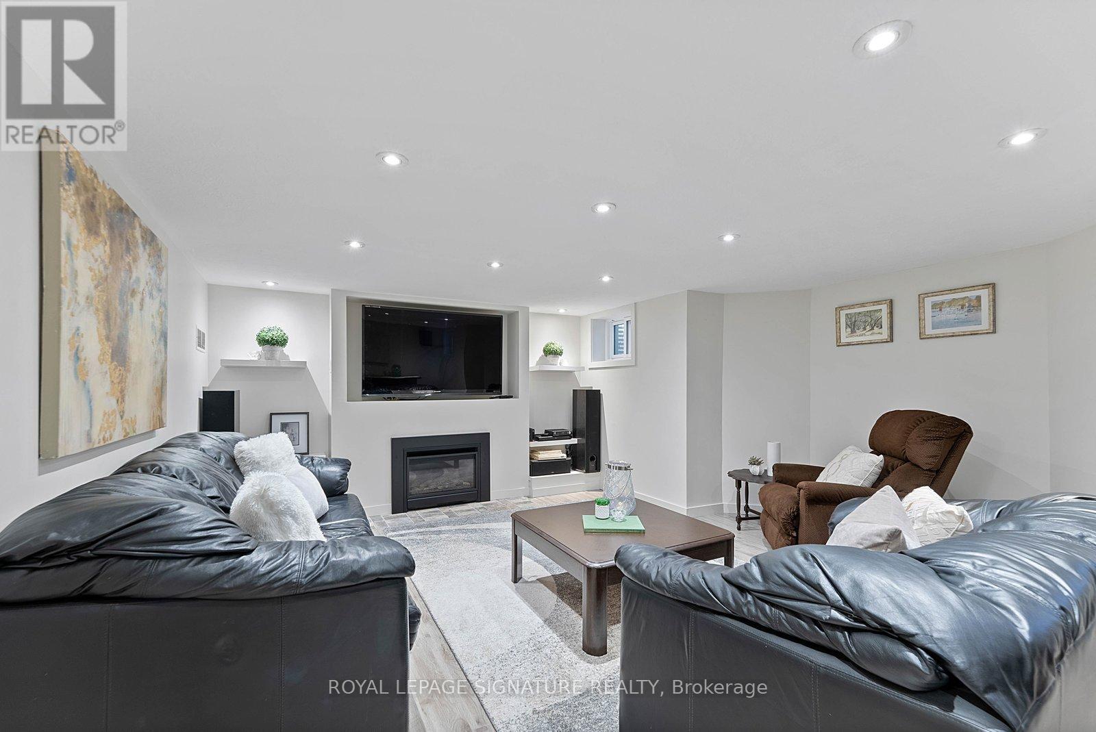 994 Royal York Road, Toronto, Ontario  M8X 2G1 - Photo 34 - W13050622