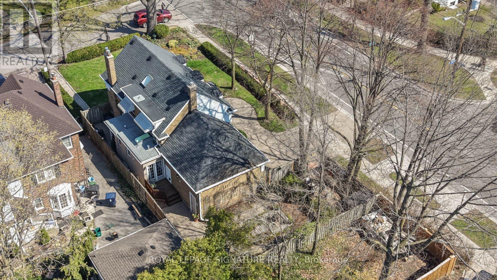 994 Royal York Road, Toronto, Ontario  M8X 2G1 - Photo 45 - W13050622