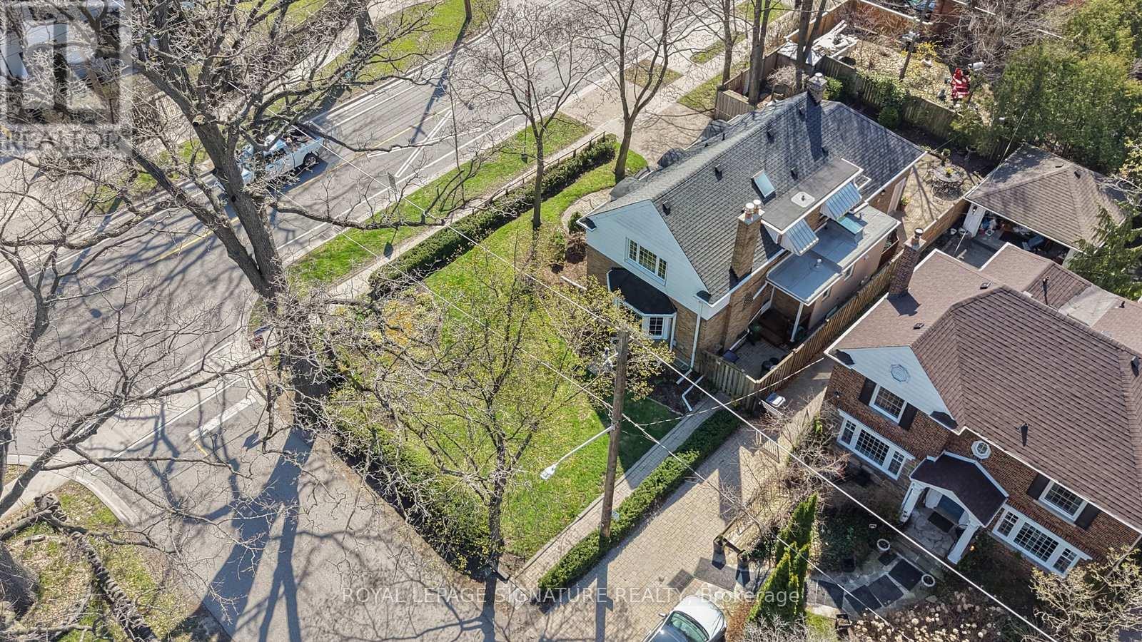 994 Royal York Road, Toronto, Ontario  M8X 2G1 - Photo 46 - W13050622