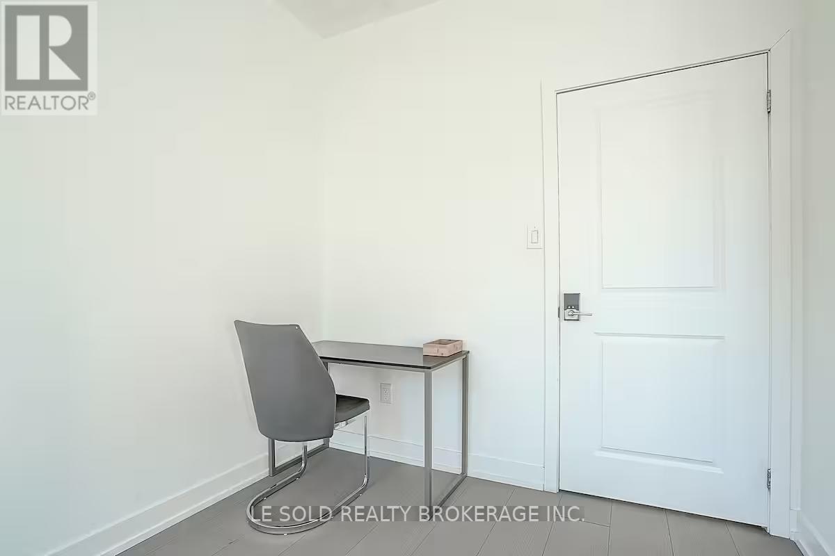2nd Floor Room #2e - 89 Frederick Tisdale Drive, Toronto, Ontario  M3K 0C6 - Photo 14 - W13050624