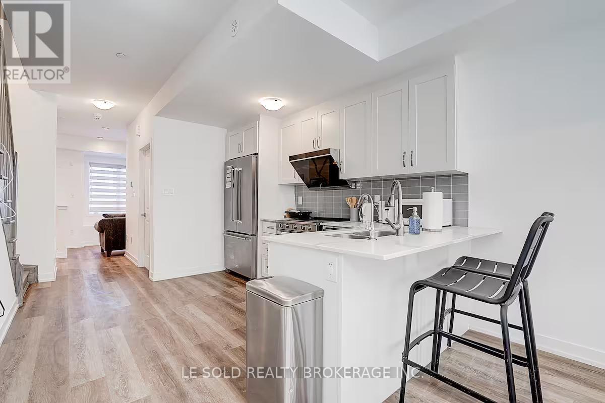 2nd Floor Room #2e - 89 Frederick Tisdale Drive, Toronto, Ontario  M3K 0C6 - Photo 4 - W13050624