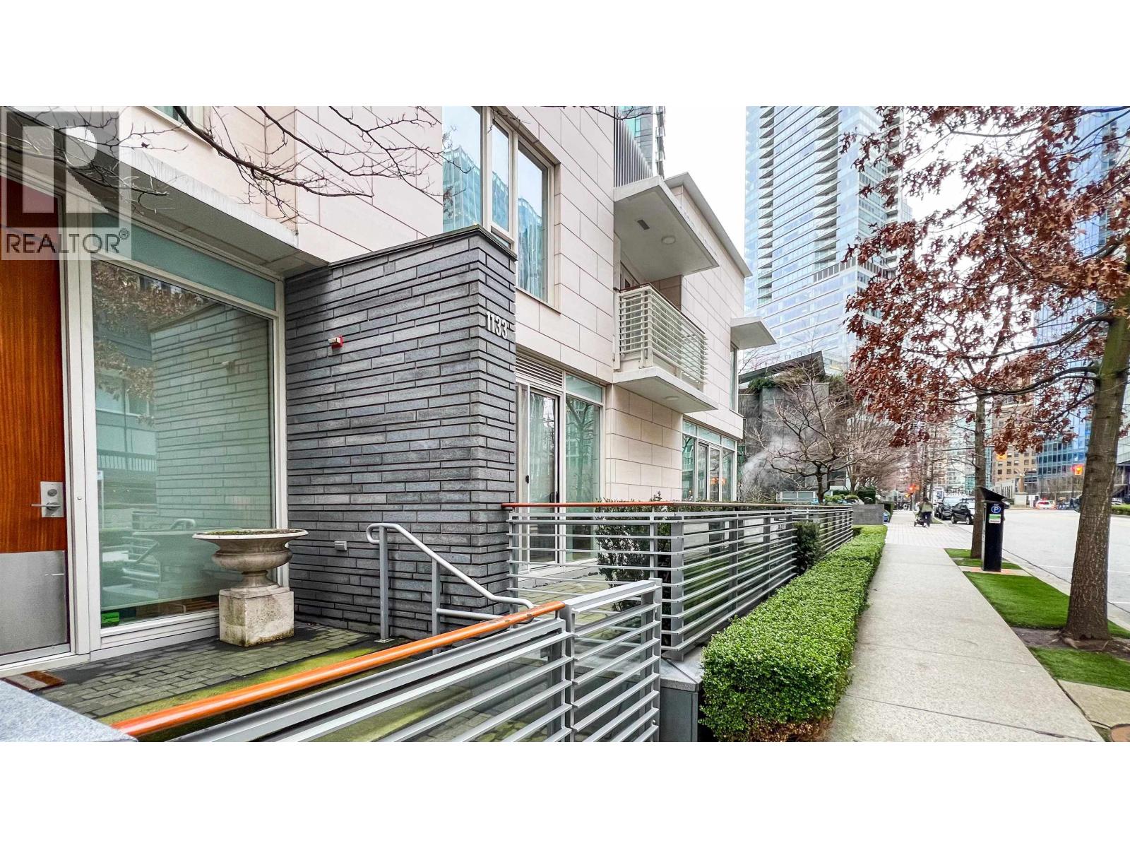 1133 W Cordova Street, Vancouver, British Columbia  V6C 0A1 - Photo 3 - R3116411