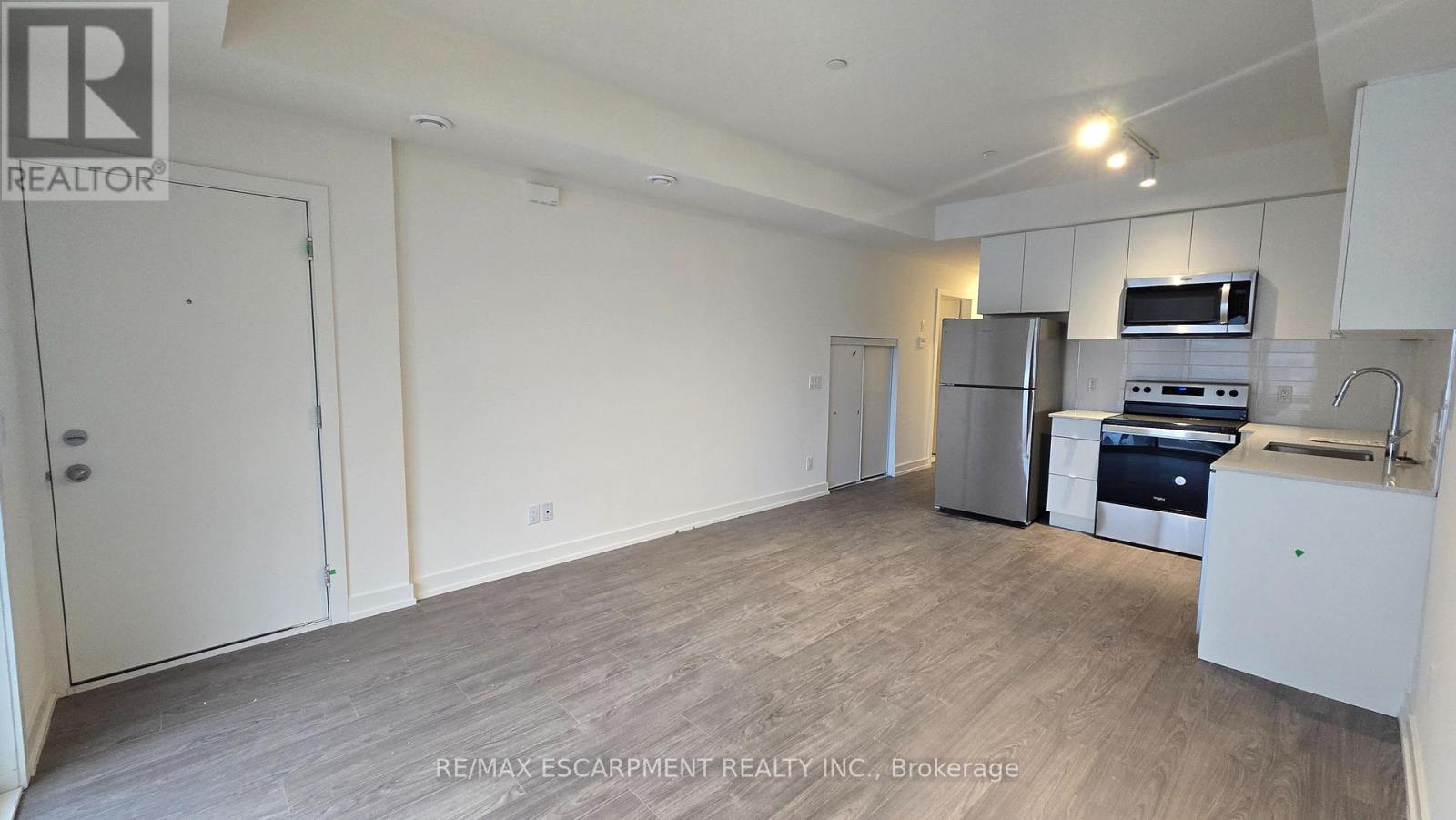 210b - 16 Melbourne Avenue, St. Catharines, Ontario  L2P 0G5 - Photo 10 - X13050632