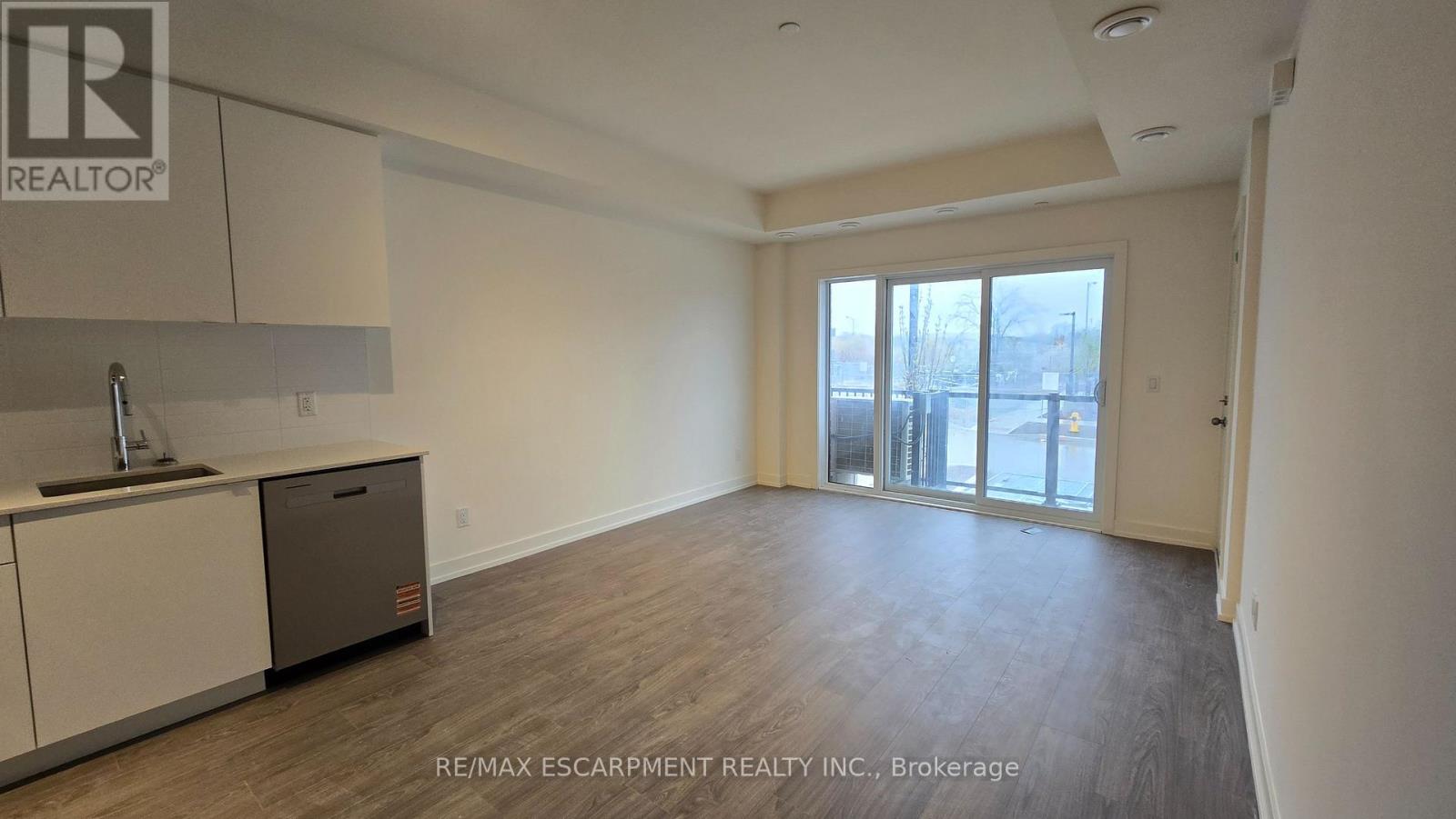 210b - 16 Melbourne Avenue, St. Catharines, Ontario  L2P 0G5 - Photo 8 - X13050632