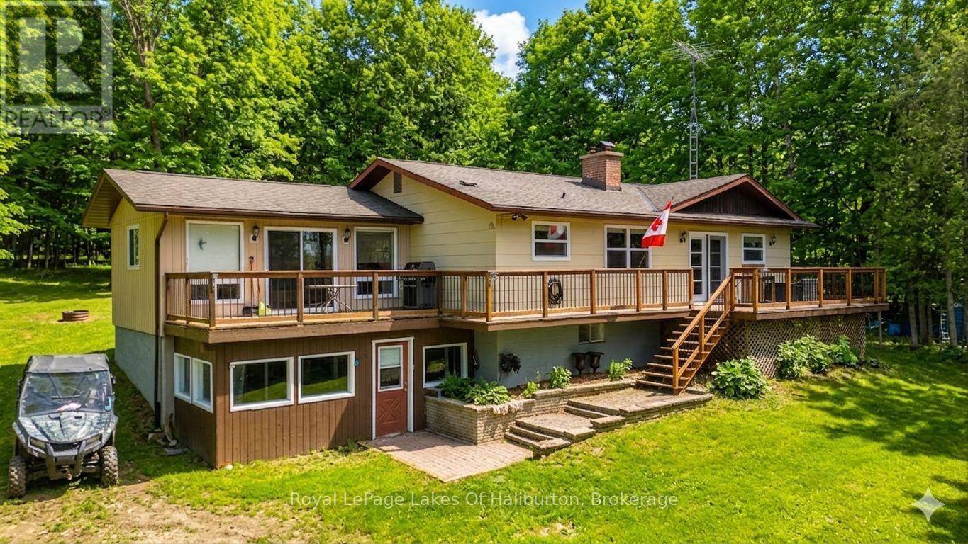 1096 CHELSEA LANE, Algonquin Highlands, Ontario