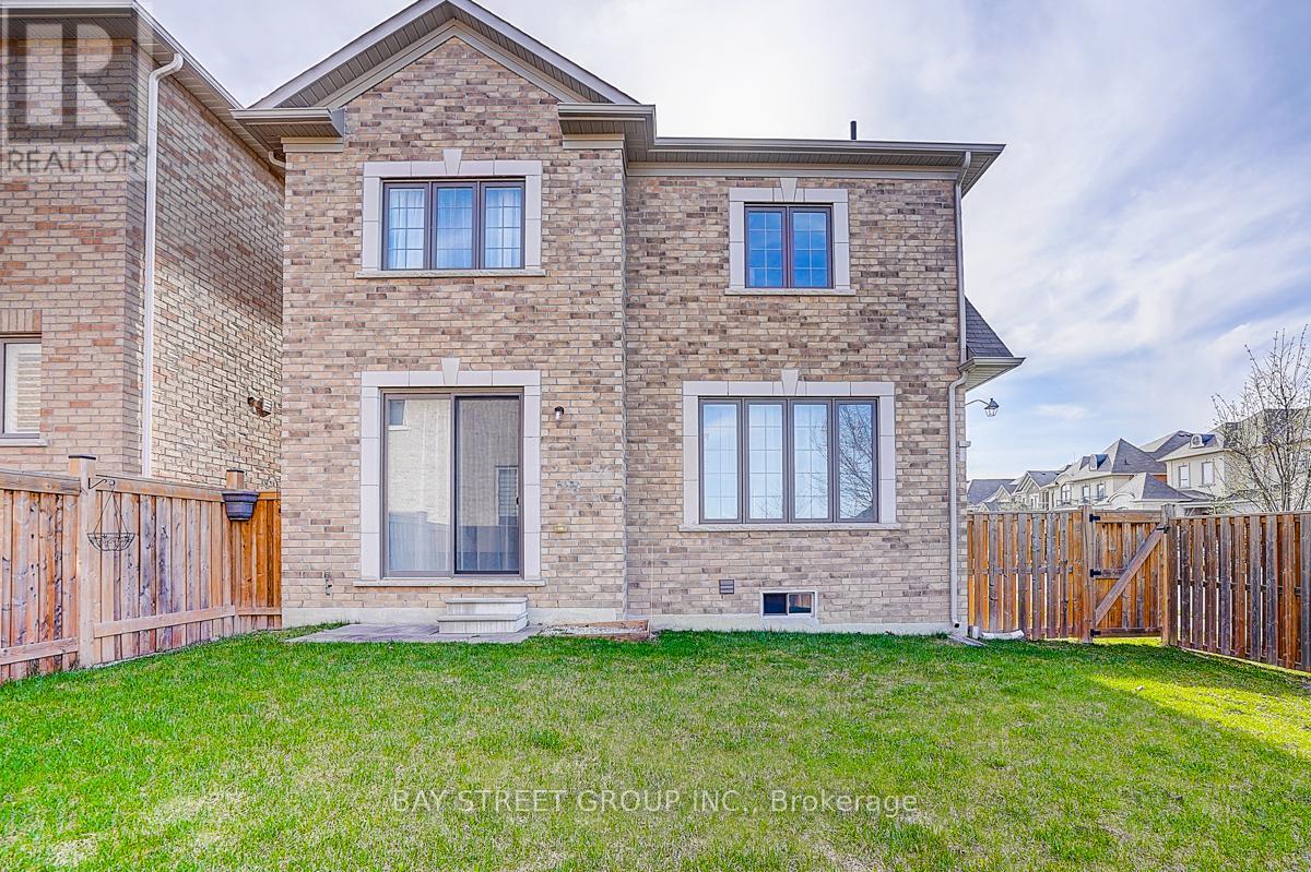 713 Dillman Avenue, Newmarket, Ontario  L3X 0J8 - Photo 28 - N13050612