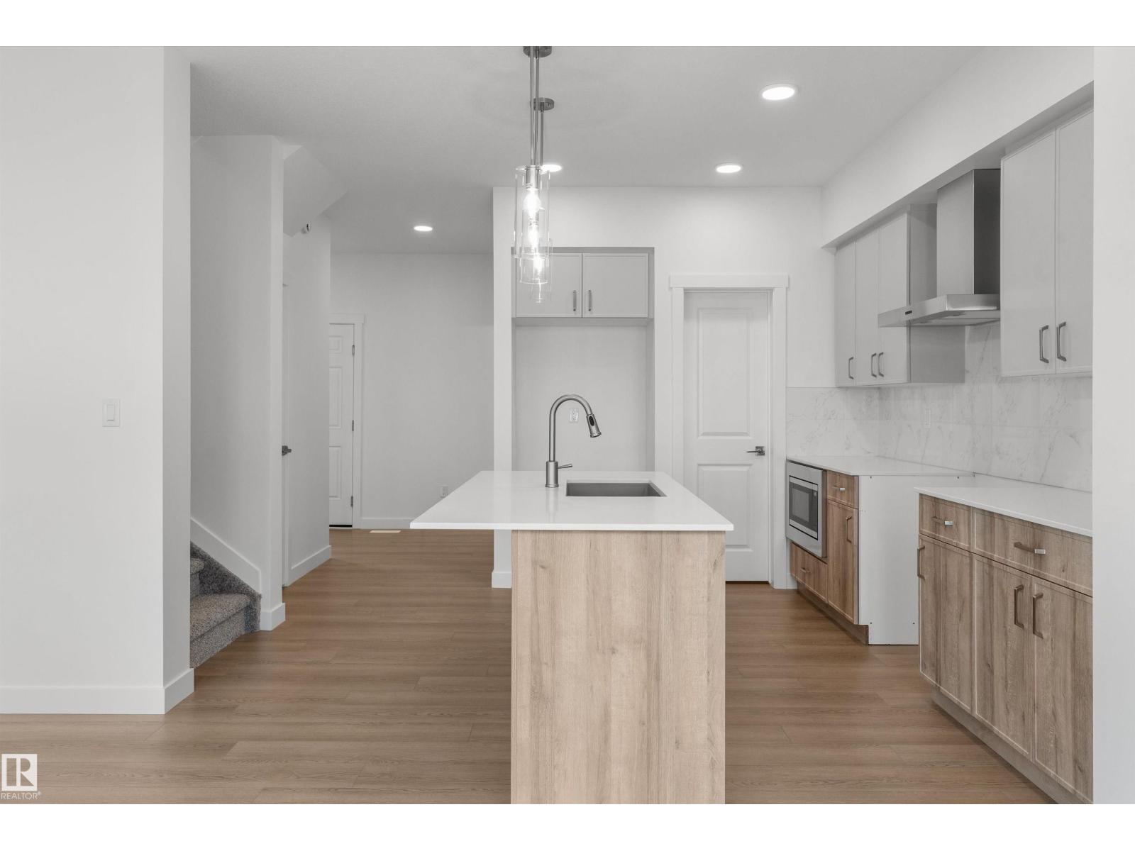 926 18 Av NW, Edmonton, Alberta  T6T 2X4 - Photo 17 - E4473710