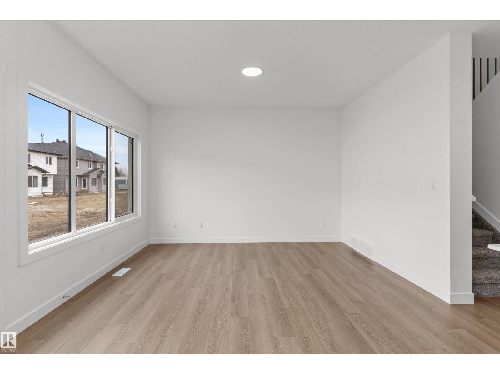 926 18 Av NW, Edmonton, Alberta  T6T 2X4 - Photo 8 - E4473710