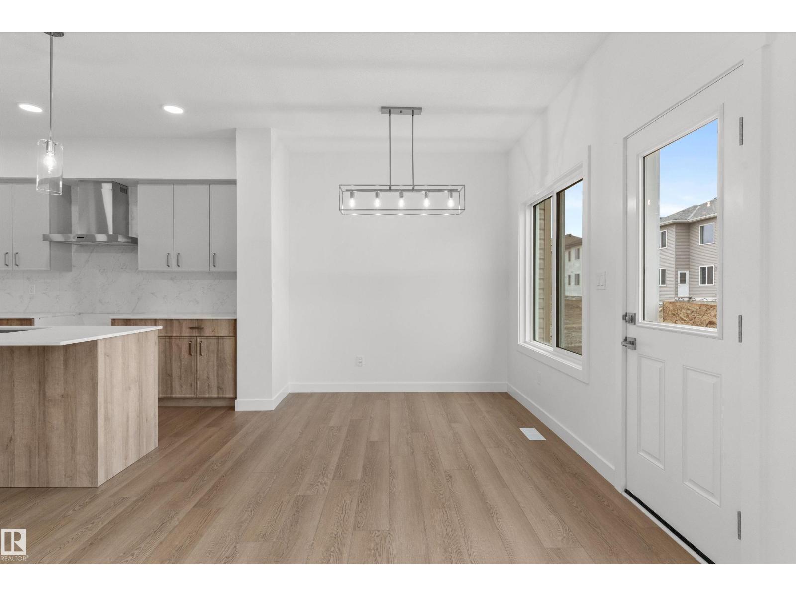 926 18 Av NW, Edmonton, Alberta  T6T 2X4 - Photo 11 - E4473710