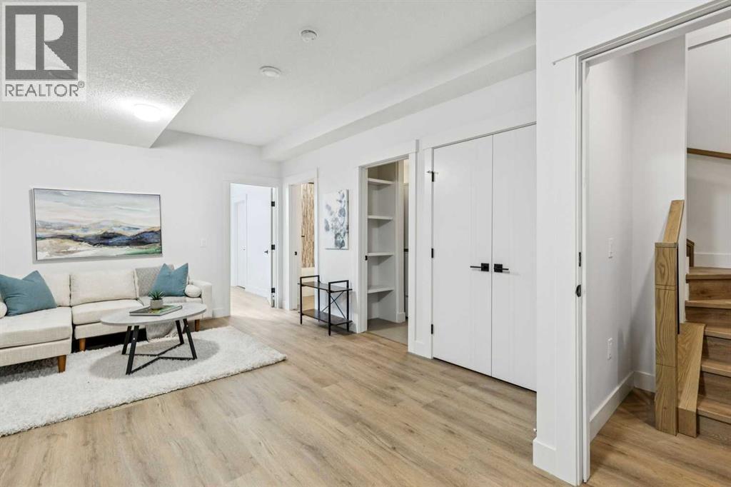 2015 23 Avenue NW, Calgary, Alberta  T2M 1W2 - Photo 36 - A2274714