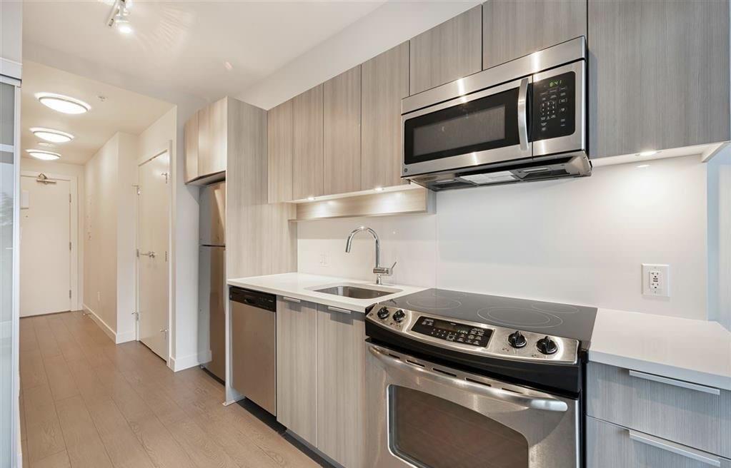 705 13308 Central Avenue, Surrey, British Columbia  V3T 0M4 - Photo 9 - R3116275