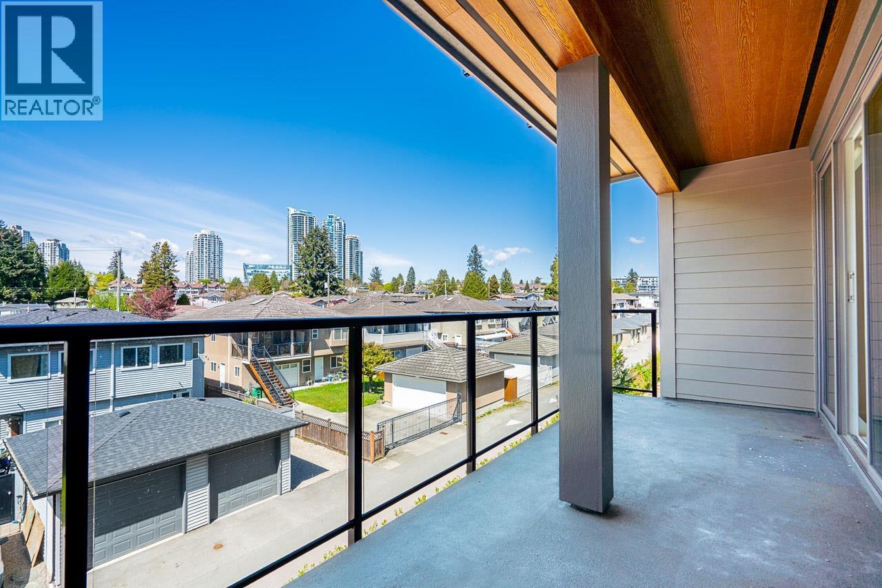 320 7588 16th Street, Burnaby, British Columbia  V3N 0H8 - Photo 33 - R3116067