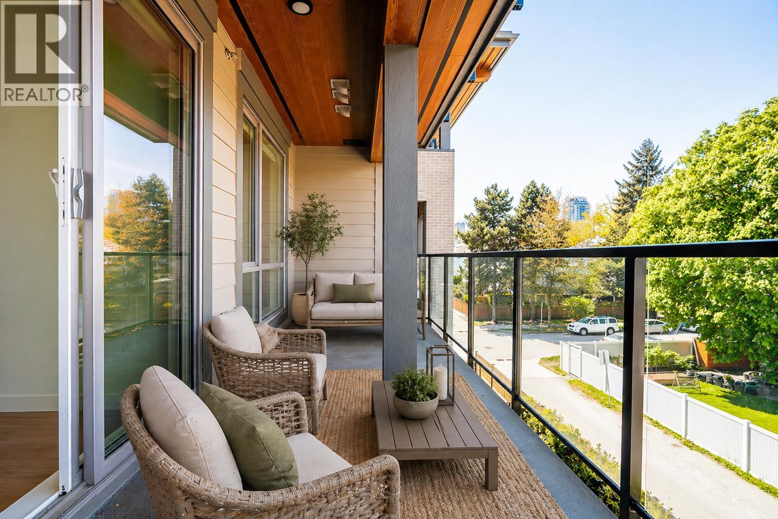 320 7588 16th Street, Burnaby, British Columbia  V3N 0H8 - Photo 30 - R3116067