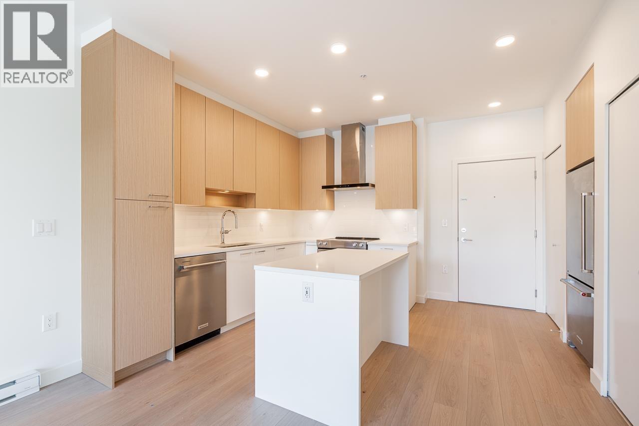 320 7588 16th Street, Burnaby, British Columbia  V3N 0H8 - Photo 10 - R3116067