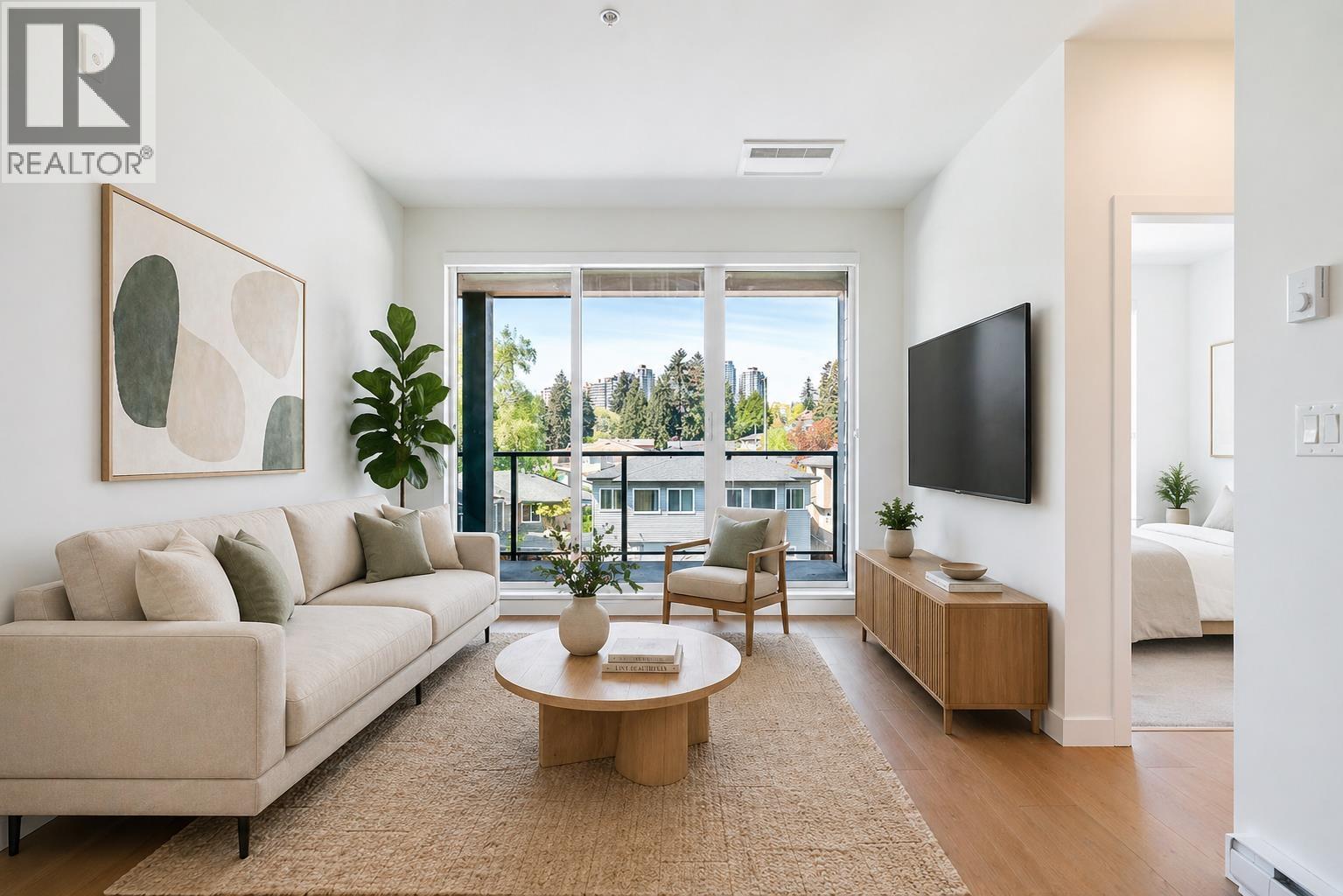 320 7588 16th Street, Burnaby, British Columbia  V3N 0H8 - Photo 13 - R3116067