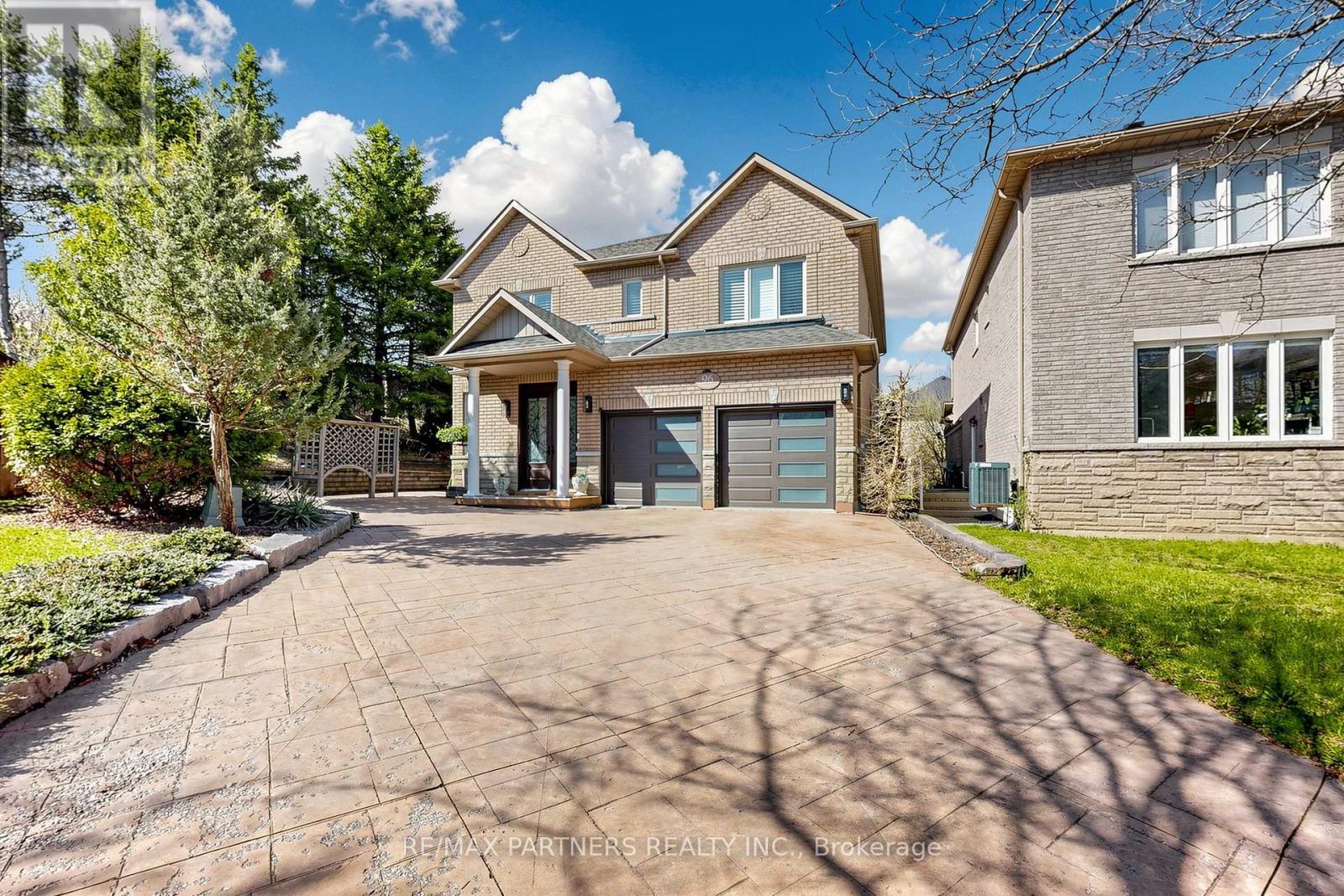 96 BRADGATE DRIVE, Markham, Ontario