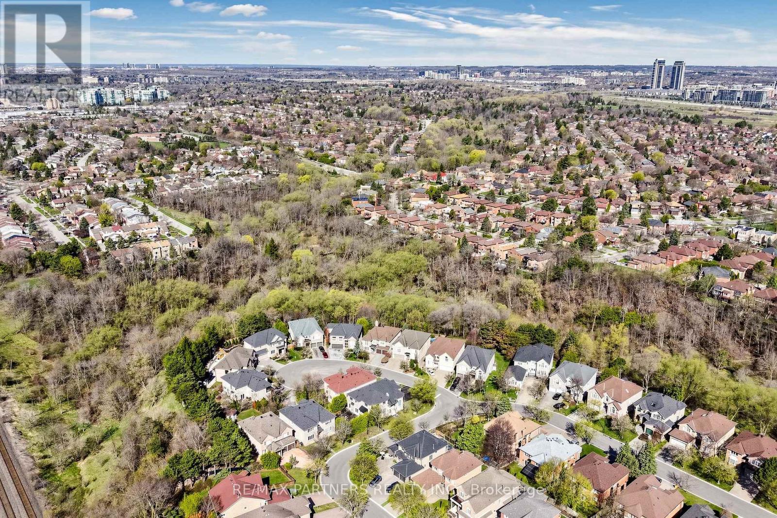 96 Bradgate Drive, Markham, Ontario  L3T 7M3 - Photo 48 - N13038706