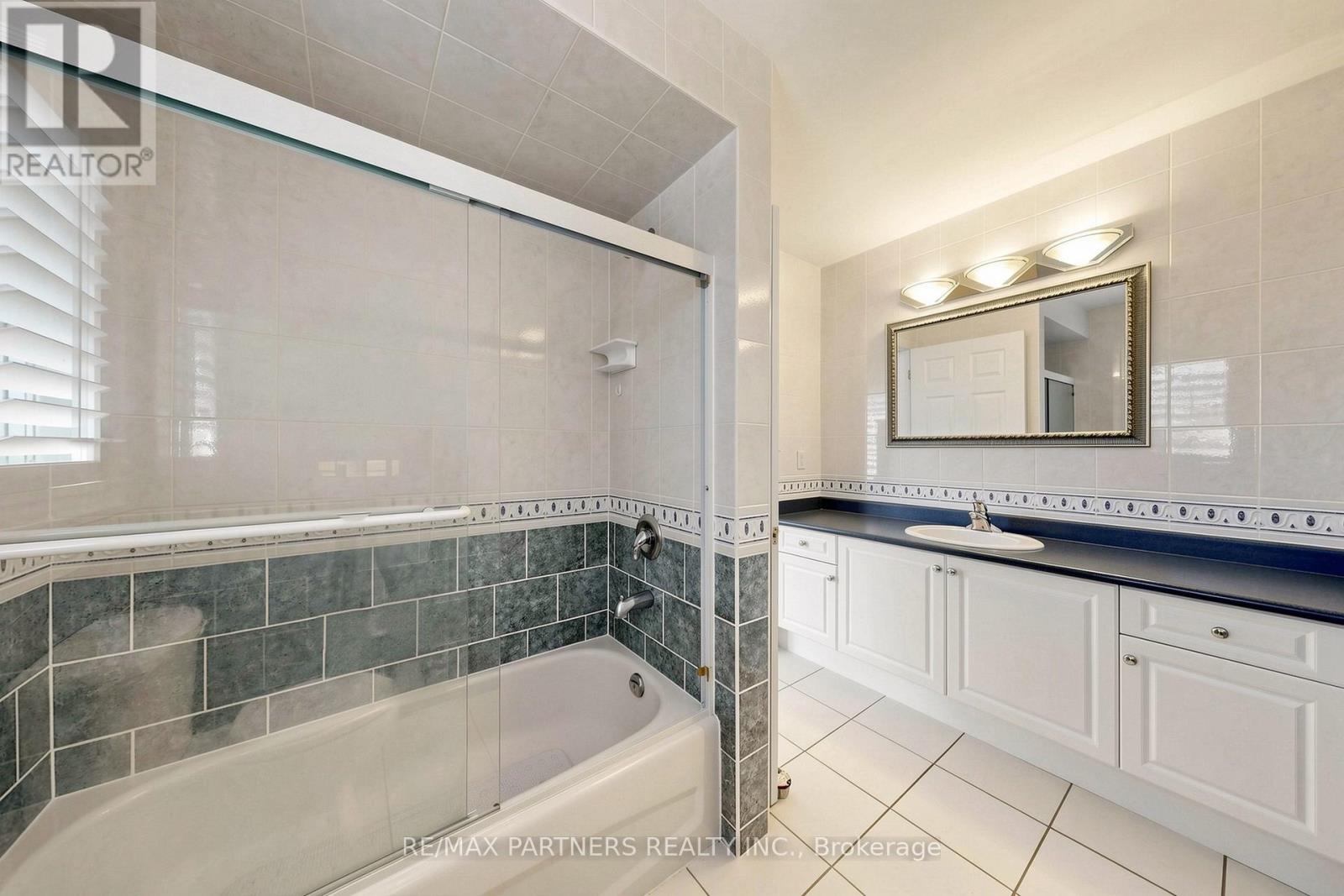 96 Bradgate Drive, Markham, Ontario  L3T 7M3 - Photo 31 - N13038706