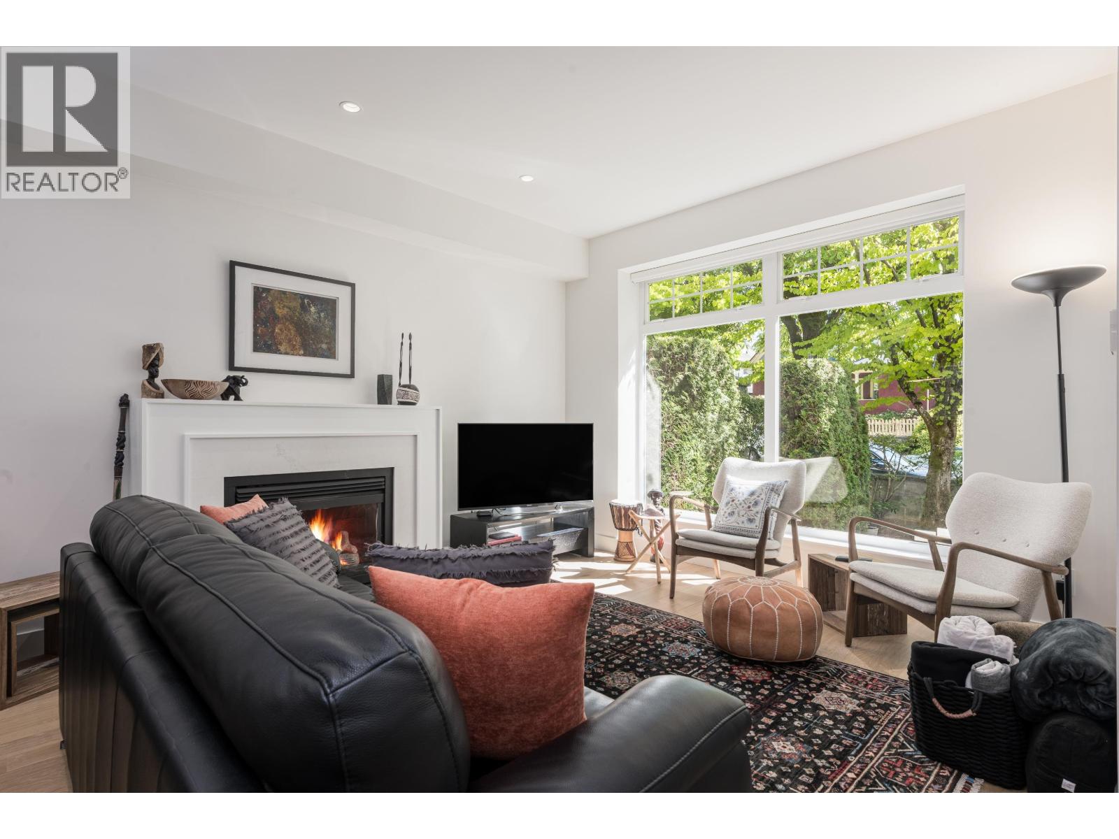 1823 Napier Street, Vancouver, British Columbia  V5L 2N4 - Photo 3 - R3116443