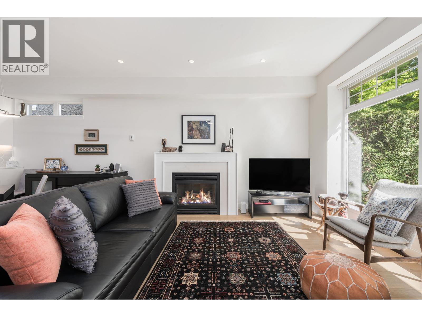 1823 Napier Street, Vancouver, British Columbia  V5L 2N4 - Photo 4 - R3116443