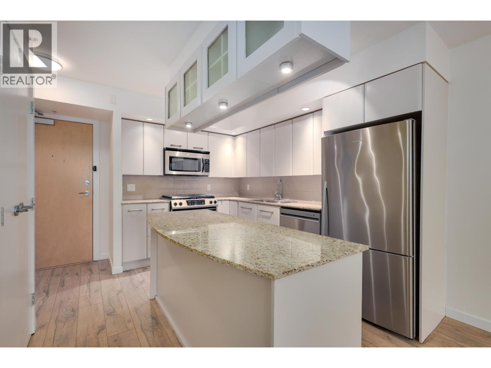 306 683 W Victoria Park, North Vancouver, British Columbia  V7M 0A2 - Photo 11 - R3116449