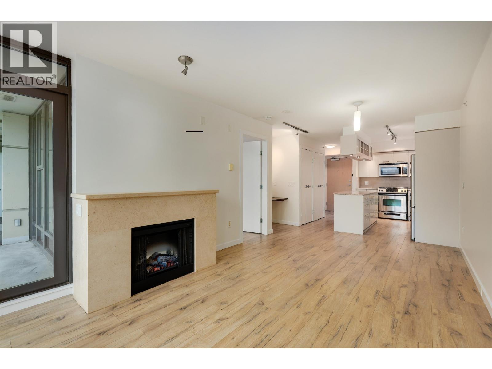 306 683 W Victoria Park, North Vancouver, British Columbia  V7M 0A2 - Photo 9 - R3116449