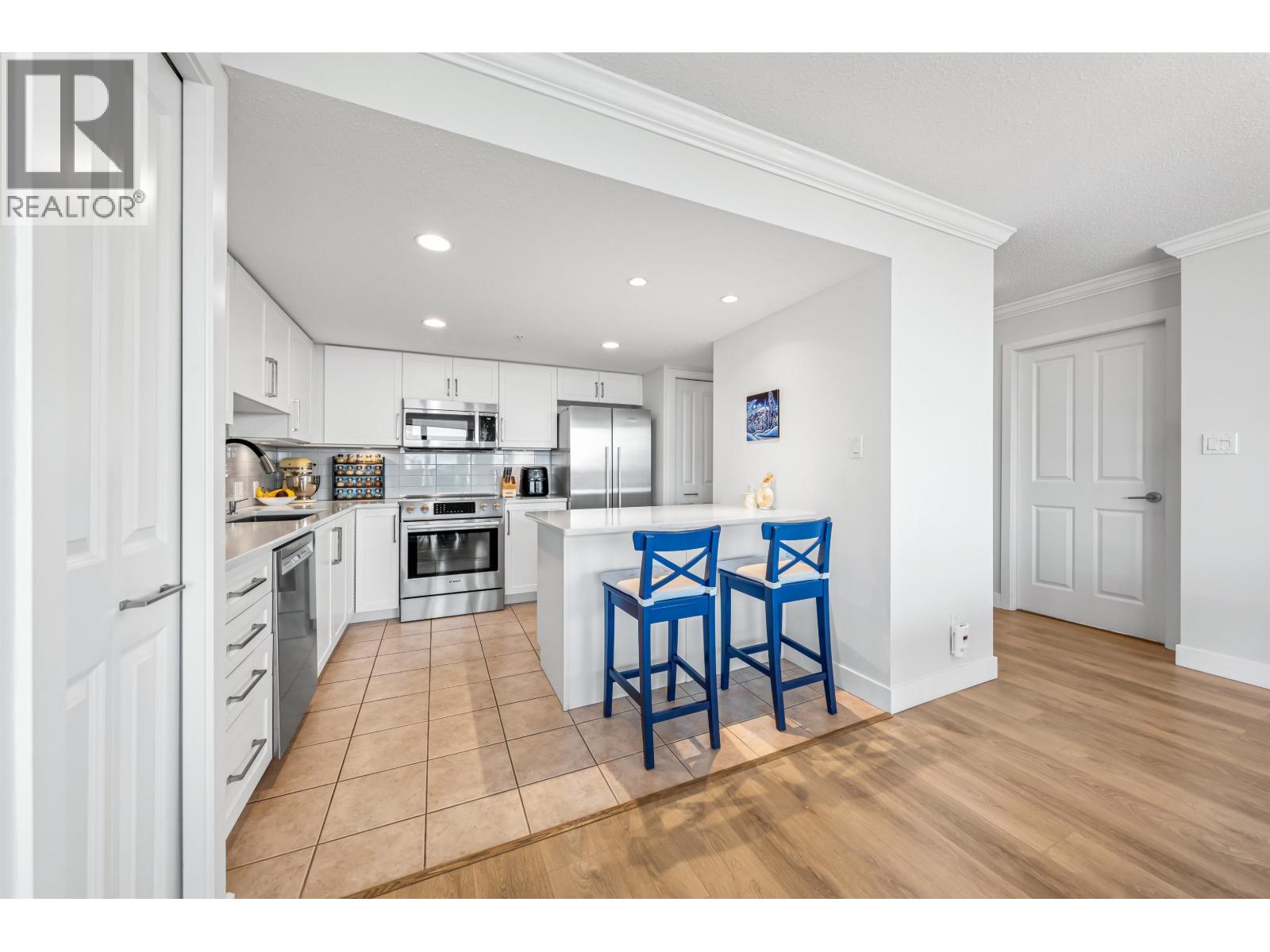 1801 615 Hamilton Street, New Westminster, British Columbia  V3M 7A7 - Photo 6 - R3116463