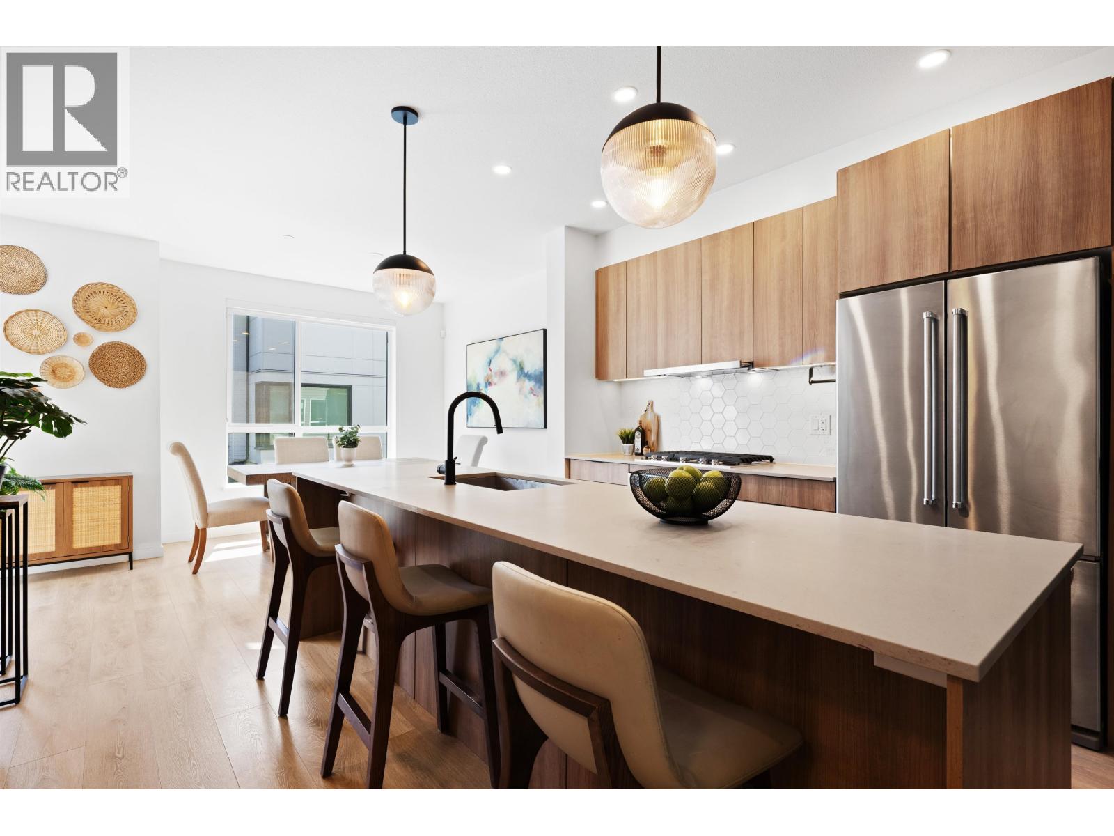 23 533 E 3rd Street, North Vancouver, British Columbia  V7L 1G4 - Photo 11 - R3116474