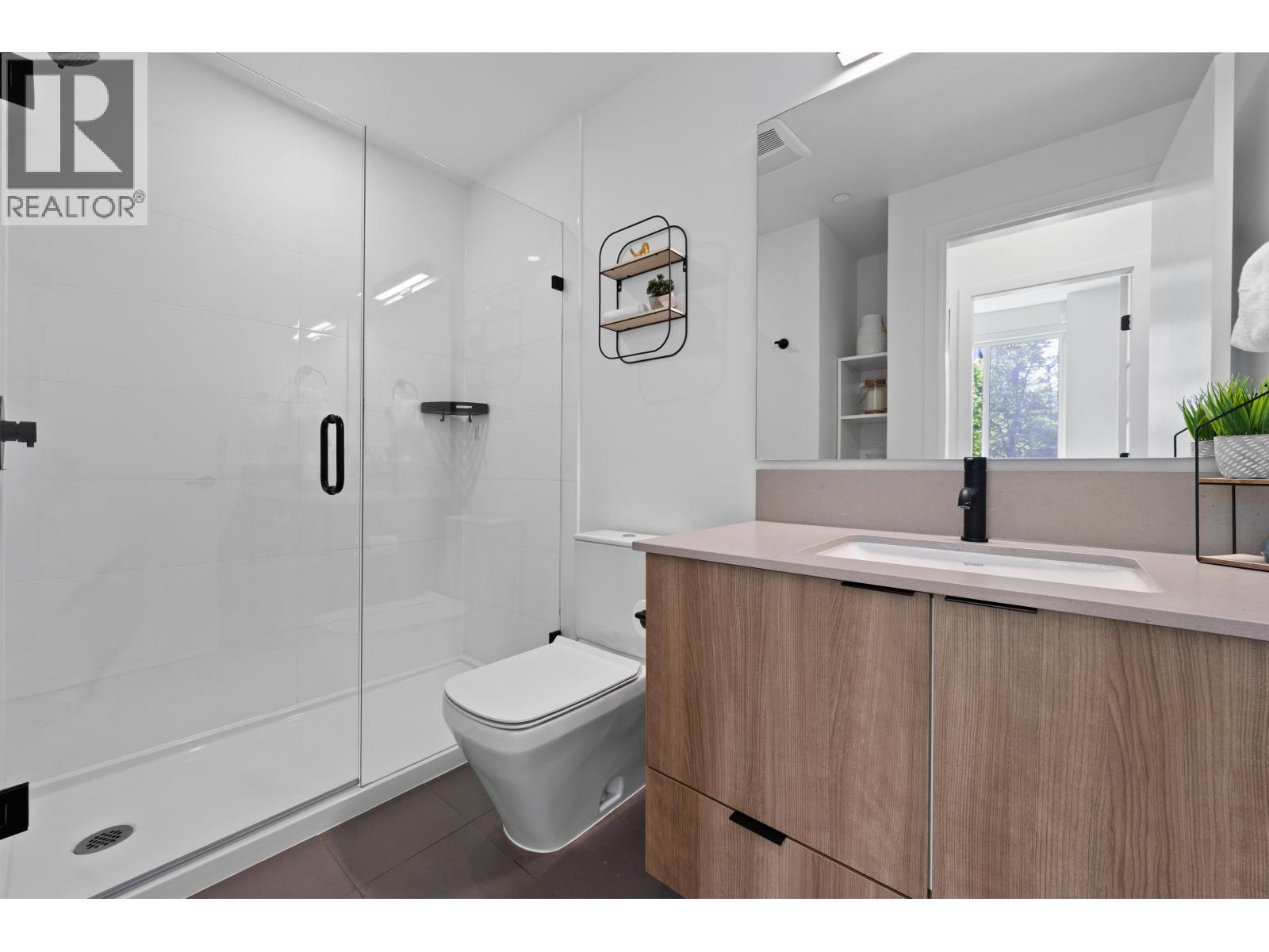 23 533 E 3rd Street, North Vancouver, British Columbia  V7L 1G4 - Photo 32 - R3116474