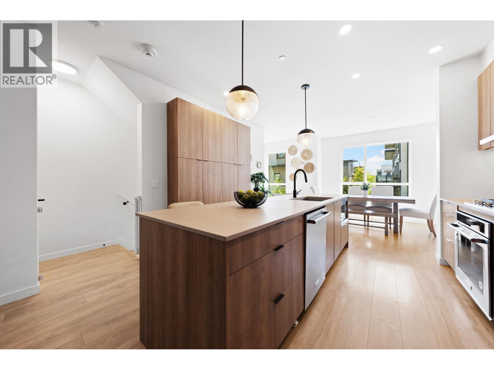 23 533 E 3rd Street, North Vancouver, British Columbia  V7L 1G4 - Photo 5 - R3116474