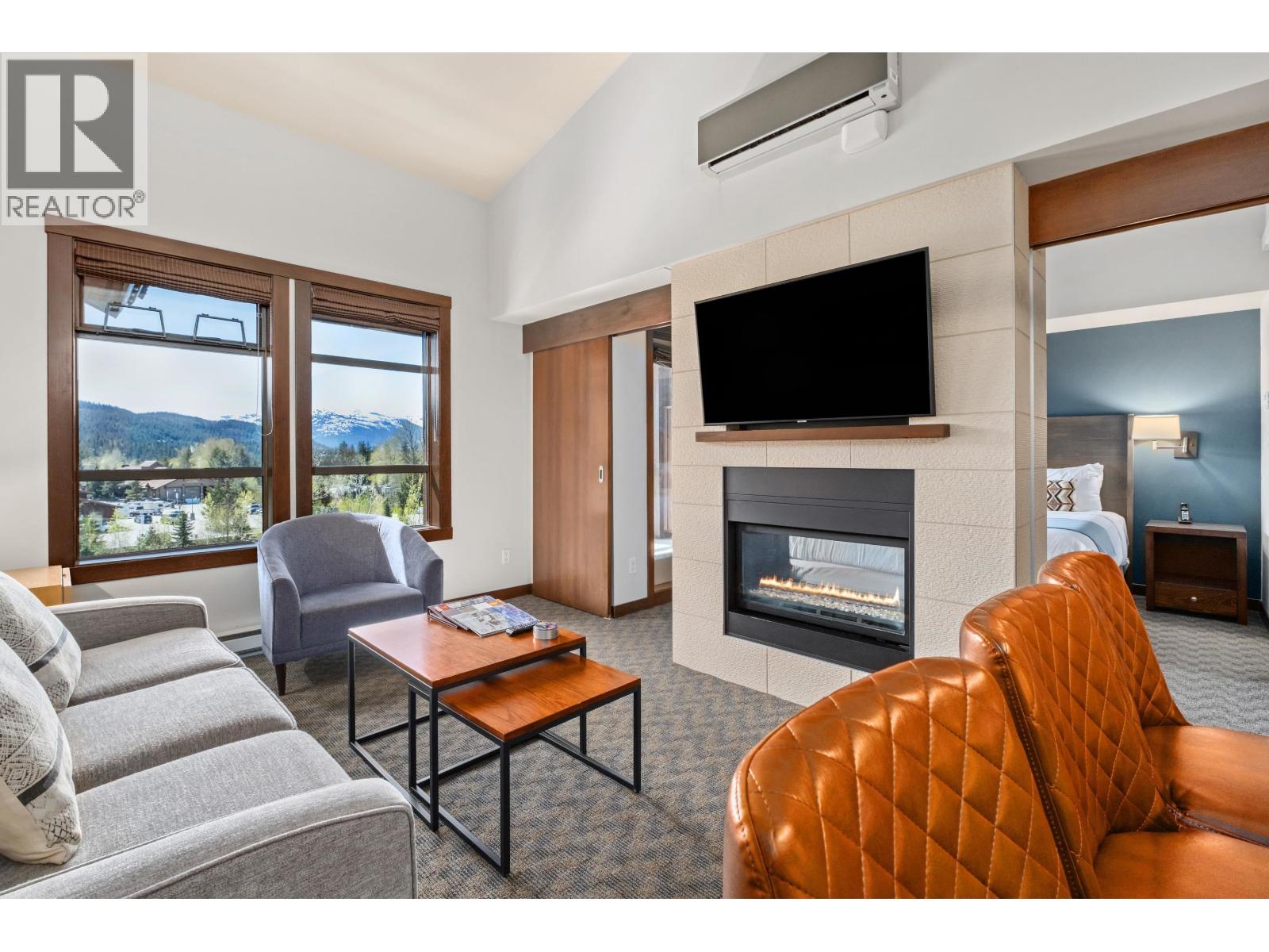 404c 2020 London Lane, Whistler, British Columbia  V0N 1B2 - Photo 2 - R3116475