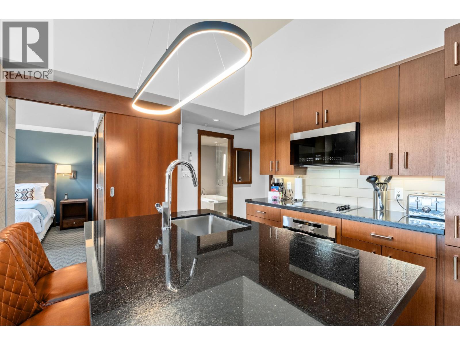 404c 2020 London Lane, Whistler, British Columbia  V0N 1B2 - Photo 7 - R3116475