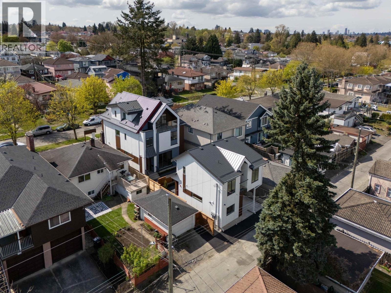 2 3141 E 19 Avenue, Vancouver, British Columbia  V5M 2T2 - Photo 23 - R3116482