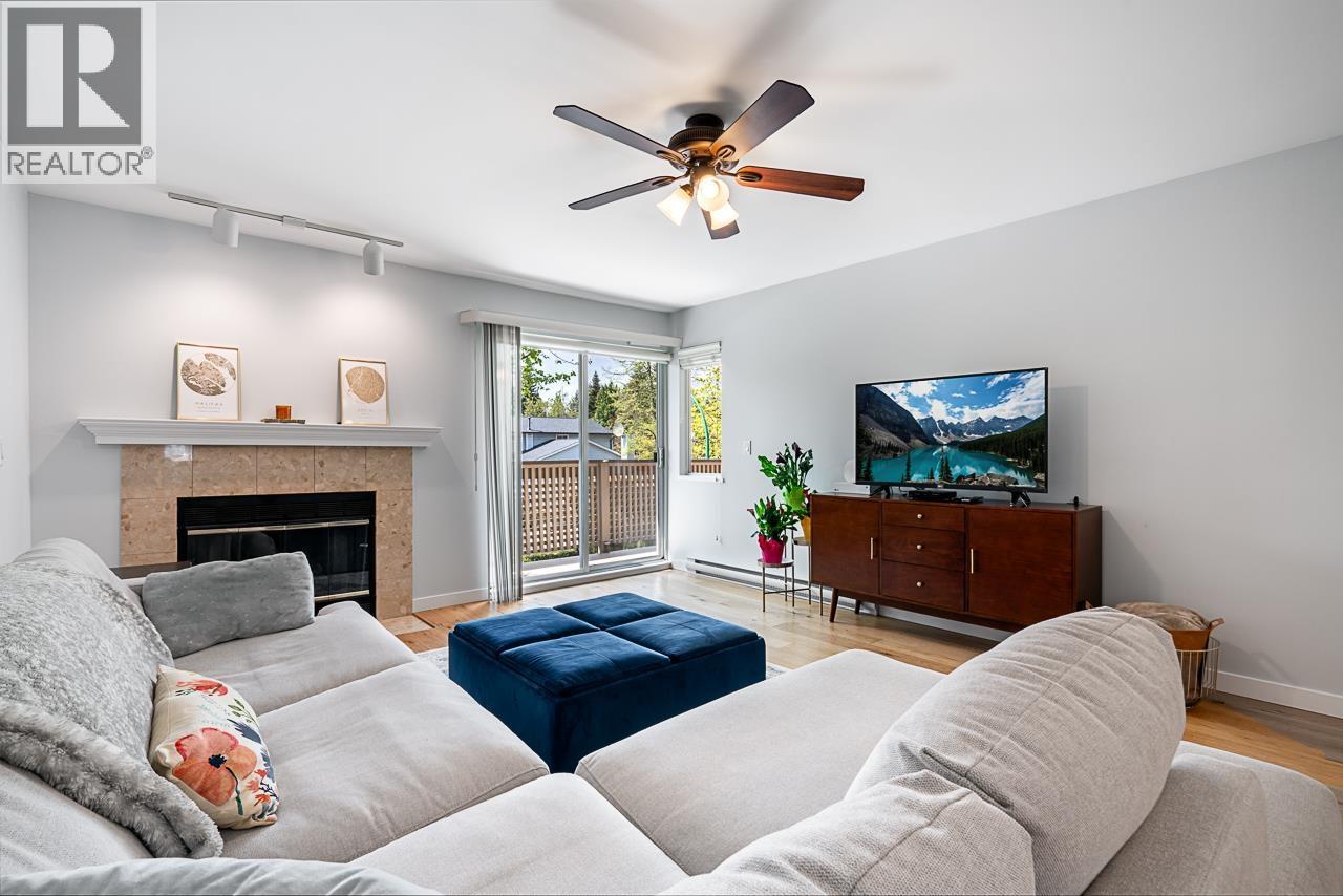 836 Roche Point Drive, North Vancouver, British Columbia  V7H 2T9 - Photo 2 - R3116484