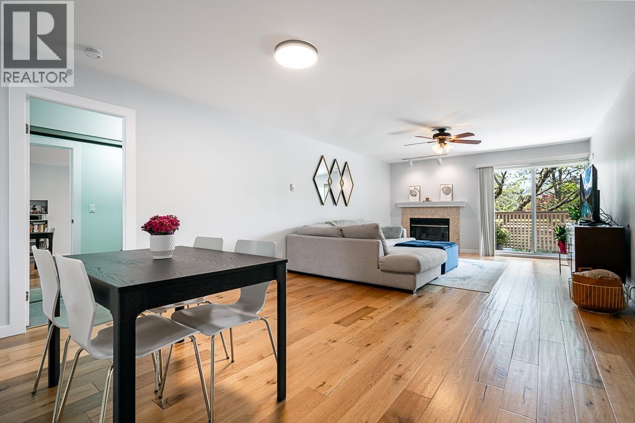 836 Roche Point Drive, North Vancouver, British Columbia  V7H 2T9 - Photo 4 - R3116484