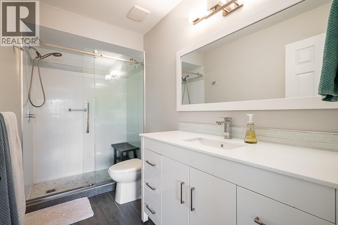 836 Roche Point Drive, North Vancouver, British Columbia  V7H 2T9 - Photo 9 - R3116484