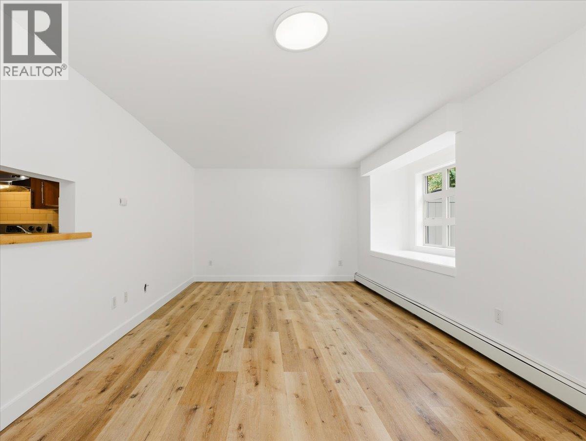 102 235 W 4th Street, North Vancouver, British Columbia  V7M 1H8 - Photo 5 - R3116500