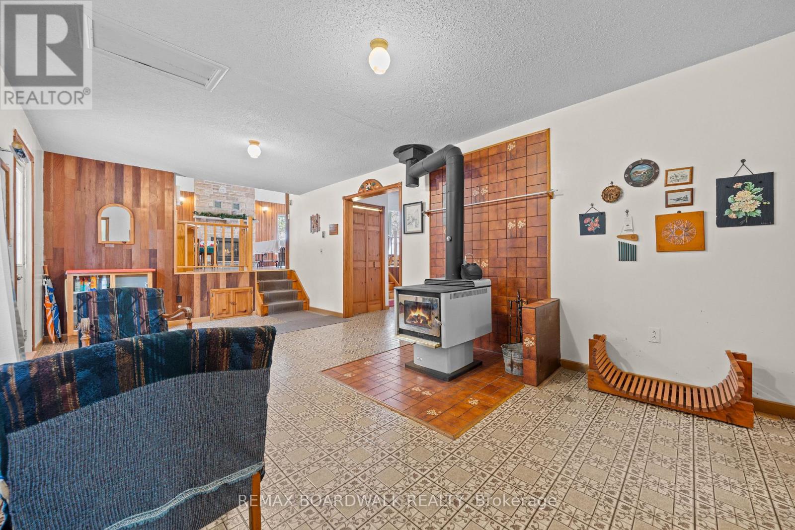 202 Folly Road, Rideau Lakes, Ontario  K0G 1E0 - Photo 17 - X12841078