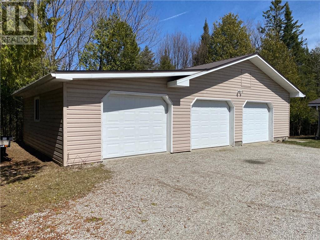 162 15th Sideroad E, Tehkummah, Ontario  P0P 2C0 - Photo 25 - 2126200