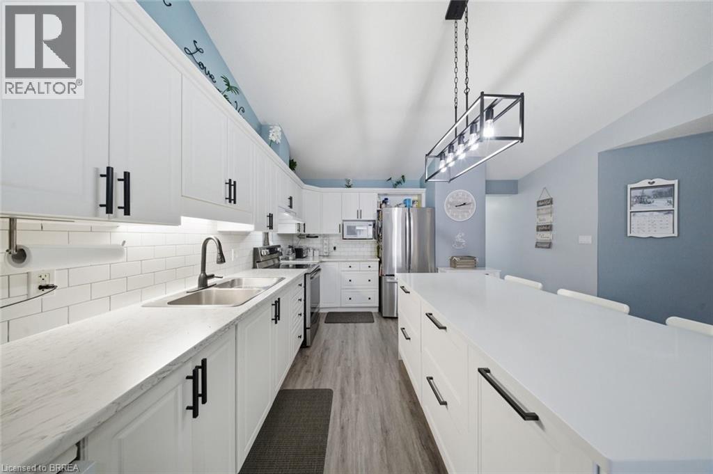 385 Park Road N Unit# 10, Brantford, Ontario  N3R 0A1 - Photo 9 - 40818946