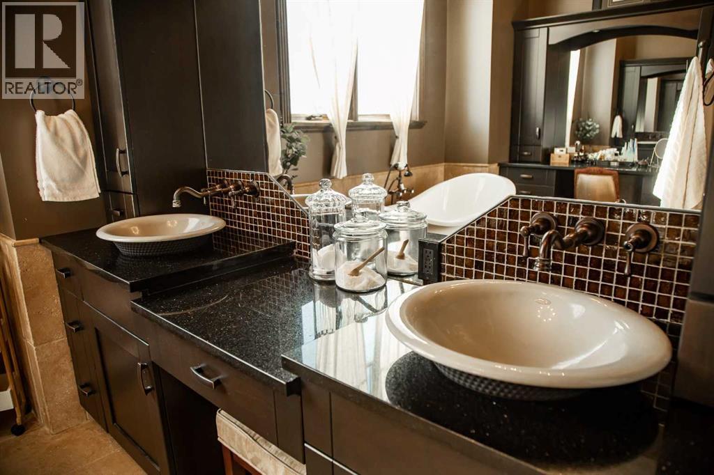 13 Chinook Crescent, High Level, Alberta  T0H 1Z0 - Photo 21 - A2244888